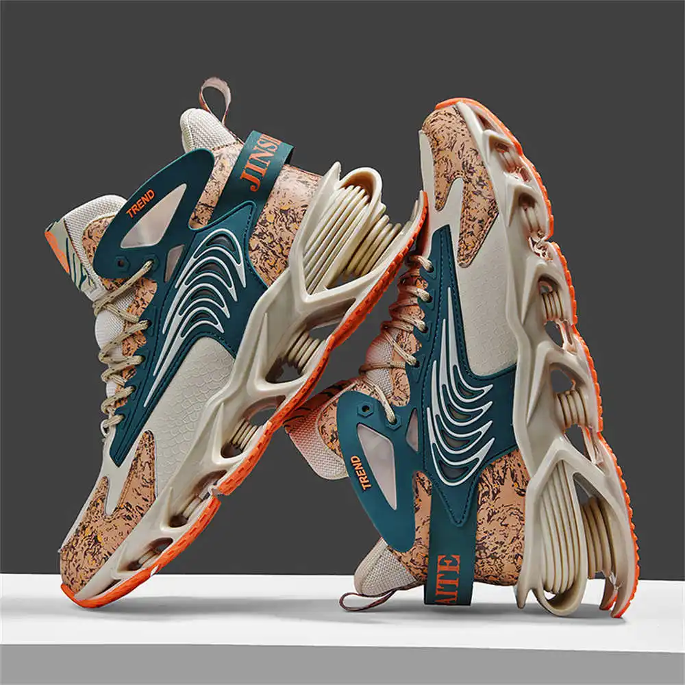 Rutschfeste Mid-Kind-Laufschuh – Model Kit Runner Bewertung und Preis