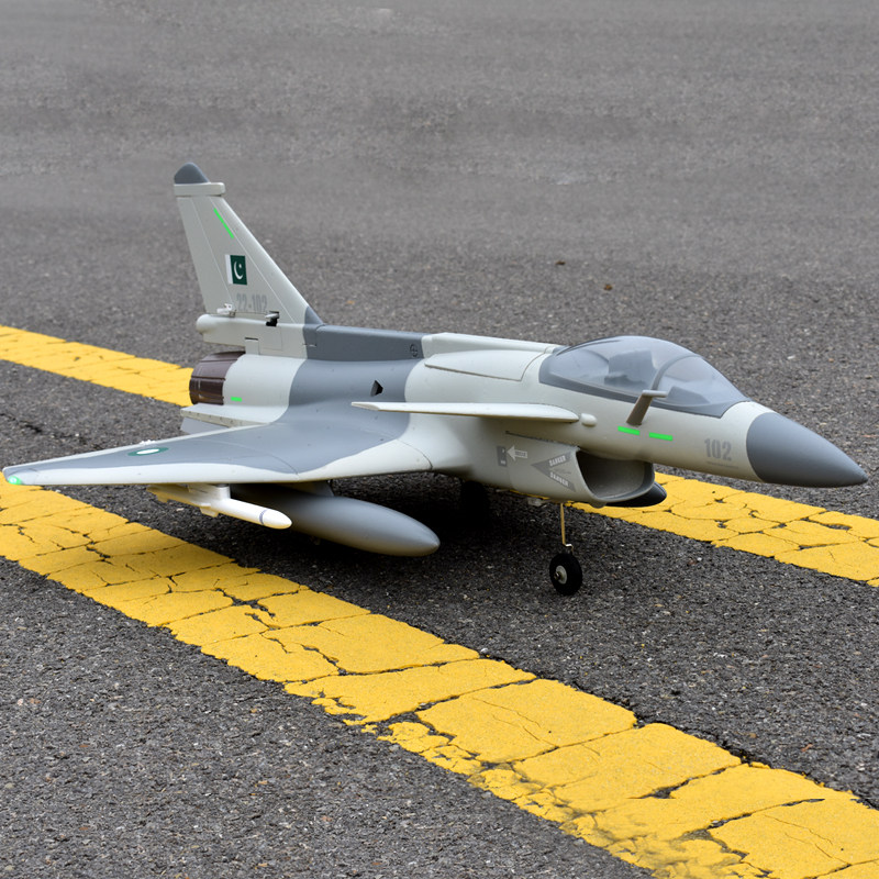 Rheagle Modell J 10 Vigorous D – Model Kit Expert Bewertung und Preis