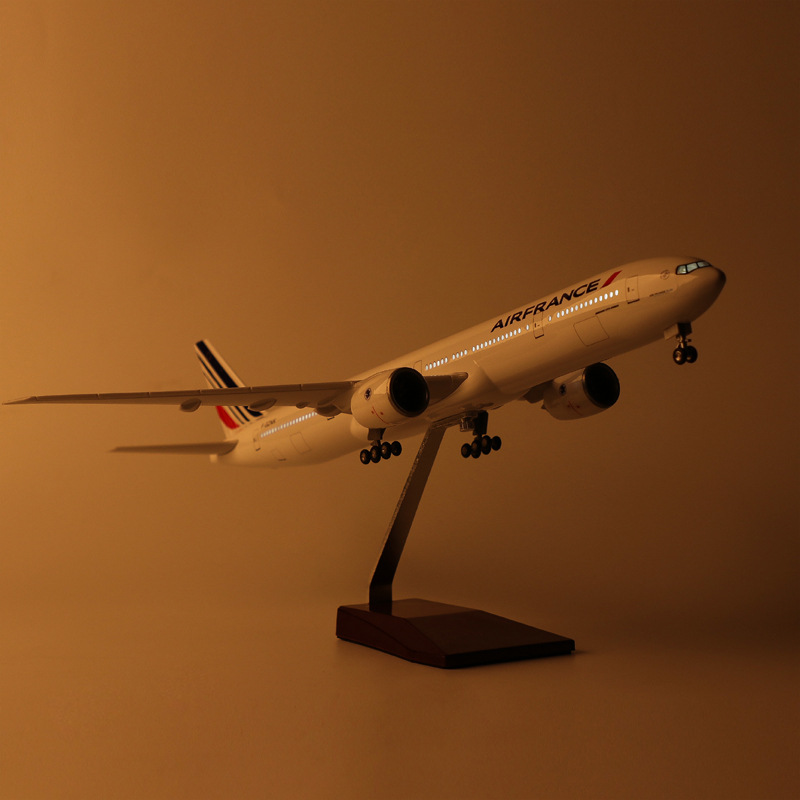 1/150 Großes Flugzeugmodell 47 – Model Kit Airplane Bewertung und Preis